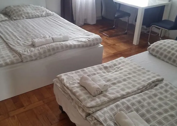 بيت شباب & Murgle