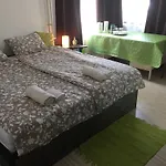 & Murgle Hostel *